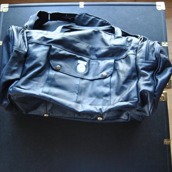 Buick Open Blue Genuine Leather Duffel Bag Size: 22